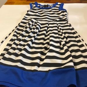 Brand:speechless.   Size:12.      Color:black white blue